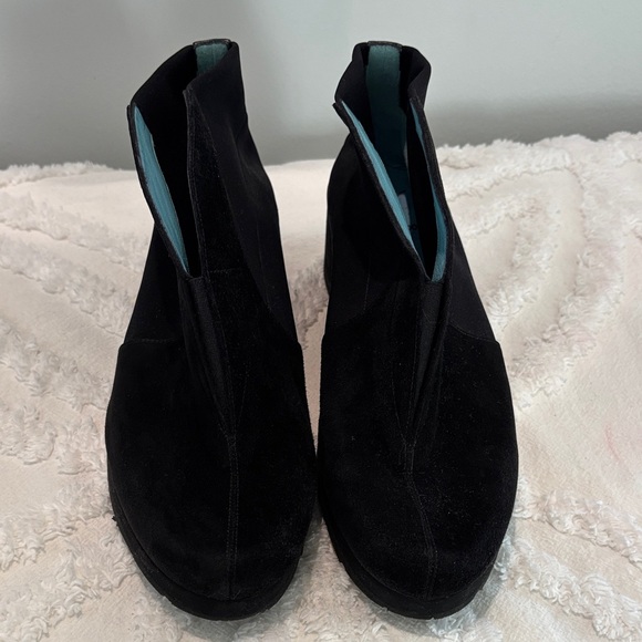 Thierry Rabotin Shoes - Thierry Rabotin Elegant Black suede shoes 37